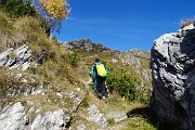 45 Salendo tra roccette